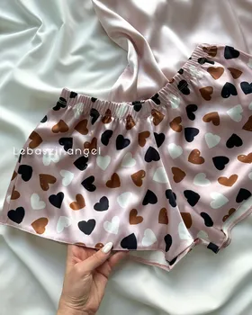 تاپ و شلوارک ساتن