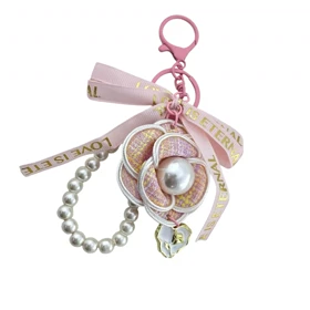 آویز کیف طرح گل و خرس با مروارید زیبا و دوست‌داشتنی