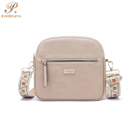 کیف رودوشی برند پرتیزس PRETTYZYS PRD5-039