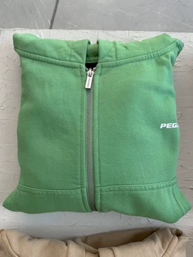سویشرت سبز PEGADOR