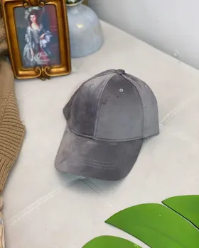 کلاه کپ مخمل