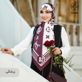 روسری ابریشم کجراه لوورا (زرشکی)
