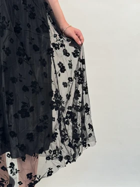 دامن توری گل مخملی