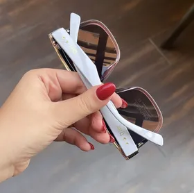 عینک دیور طلایی (Dior) فریم مربعی