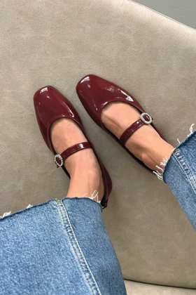 کالج زنانه استراسونس straswans