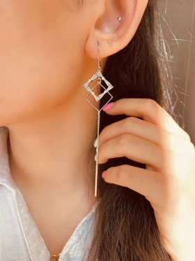 گوشواره اویز مربع فولیجیا