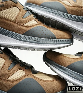 کفش کتانی طبی زنانه و مردانه قهوه ای کرم فیلی SKECHERS archfit v02 مدل 4717