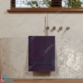 حوله استخری طرح رومی رنگ بادمجونی