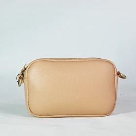 کیف دوشی و دستی زنانه مدل پرادا PRADA رنگ کرم