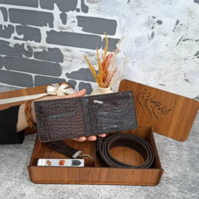 ست هدیه چرم مردانه چرم طبیعی کیف پول و کمربند چرم طبیعی مدل 3تیکه جیبی روکو قهوه ای