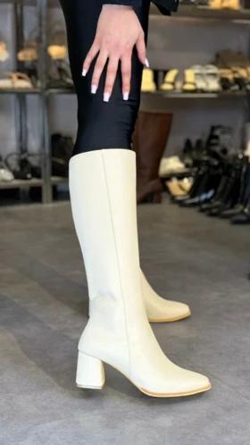 بوت پاشنه‌بلند جیران کد 8000