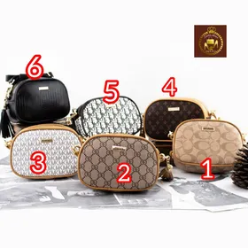کیف دوشی کناری کج زنانه مارک