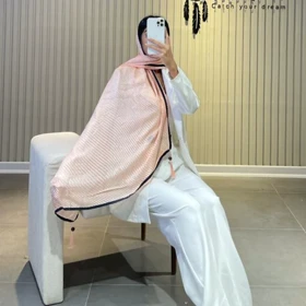 شال پلیسه نوار دار