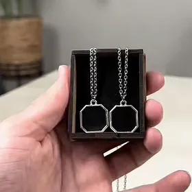 یک گردنبند عکس جادویی حرارتی(توضیحات کامل خوانده شود_ زمان ساخت 10 روز کاری)