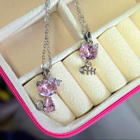 گردنبند کریستال گربه صورتی