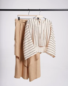 مانتو نیایش