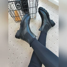 نیم‌بوت دوکش هشترگ