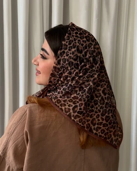 مینی اسکارف پلنگی