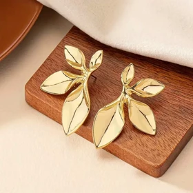 گوشواره طرح برگ
