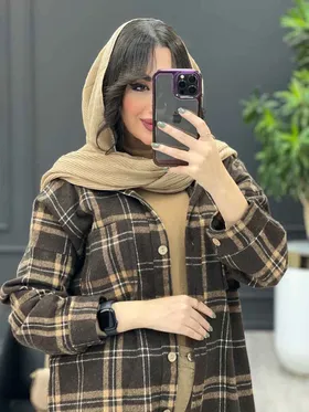 شکت کلاه دار دکمه چوبی
