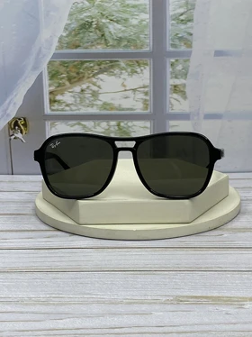 عینک آفتابی Ray-Ban مدل RB 4356 فریم کائوچو و عدسی پلی‌کربنات با استاندارد UV400