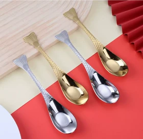 ملاقه استیل طرح ماهی