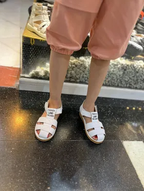 کفش صندل بچه گانه اسپرت مناسب روزمره و تابستانی مدل آنتیک ساده