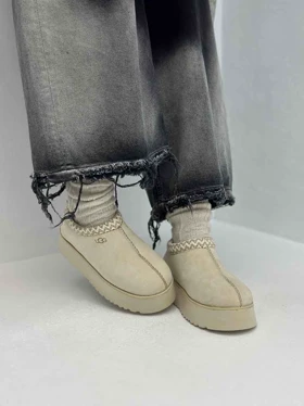 UGG رودوخت