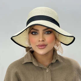 کلاه ساحلی لاتین