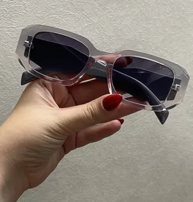 عینک پرادا (Prada) فریم مستطیلی