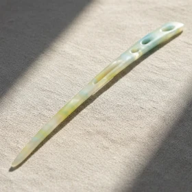 کانزاشی مو زنانه رزینی رنگی شفاف با طراحی کشیده و شیاردار مینیمال لوکس