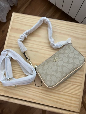 کیف رودوشی کوچ Coach