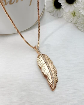 گردنبند پر سرخپوستی ژوپینگ