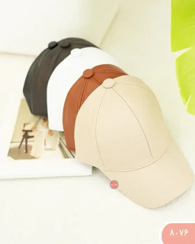 کلاه چرم 8076