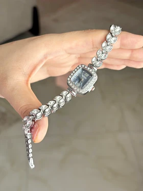 ساعت جواهری طرح گندمی مینیمال زنانه (سیلور ص سرمه ای)