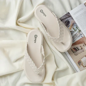 دمپایی لاانگشتی زنانه مدل ws1121