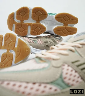کفش کتانی بزرگ پا طوسی سبز گلبهی NEW BALANCE 9060