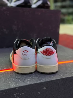 کتانی نایک ایر جردن 1 ترویس اسکات زیتونی Nike Air Jordan 1 Travis scott Low Olive