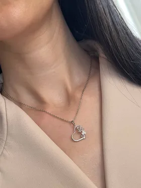 گردنبند قلب و گل
