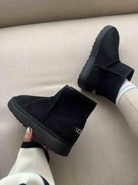 نیم بوت UGG