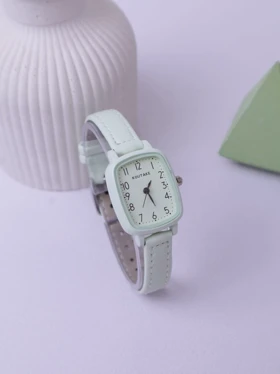 ساعت زنانه چرمی کوتاکه کد W399 (سبز روشن)