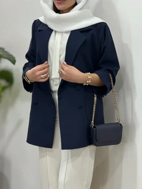 مانتو کتی آیسو به نگار