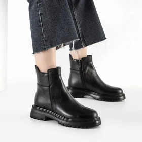 بوت و نیم بوت زنانه و دخترانه مدل بغل زیپ رنگ مشکی کد M611