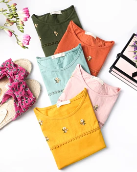 تاپ گلدوزی