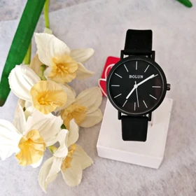 ساعت مچی زنانه برند بلونی بند سیلیکونی مشکی اندکس