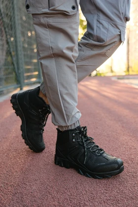 بوت و نیم بوت مردانه ریکن riccon