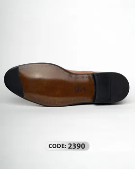 کفش مجلسی تمام چرم طبیعی پاشنه‌دار