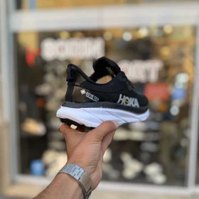 کتانی هوکا مشکی سفید کد 6615