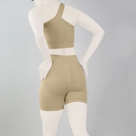 ست نیم‌تنه و کشاله بند ورزشی زنانه مدل 2061 کرم