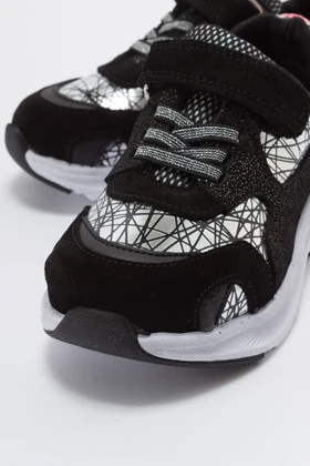 کفش پیاده روی بچگانه mnpc mnpc